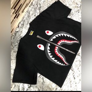 Bathing ape T-shirt size medium